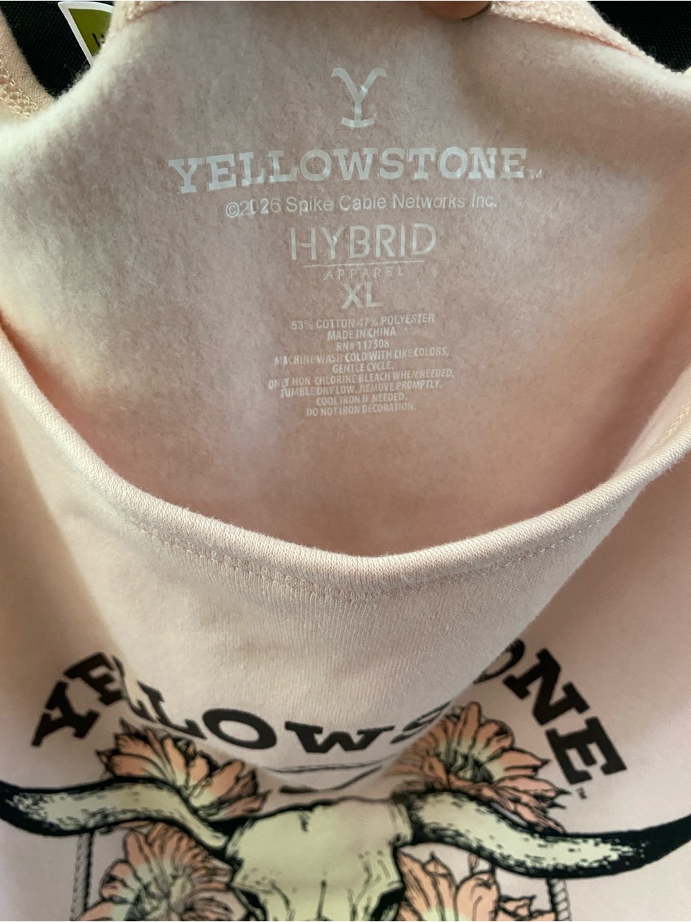 Yellowstone Dutton Ranch
Woman pullover sweater - Picture 3 of 3